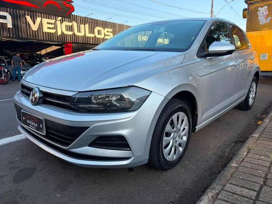 VOLKSWAGEN POLO 1.0 MPI TOTAL FLEX MANUAL VOLKSWAGEN POLO 1.0 MPI TOTAL FLEX MANUAL
